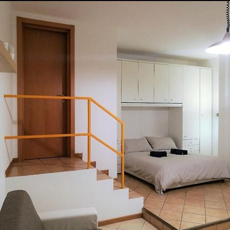Farolfi Apartments Carracci Bologna Kültér fotó