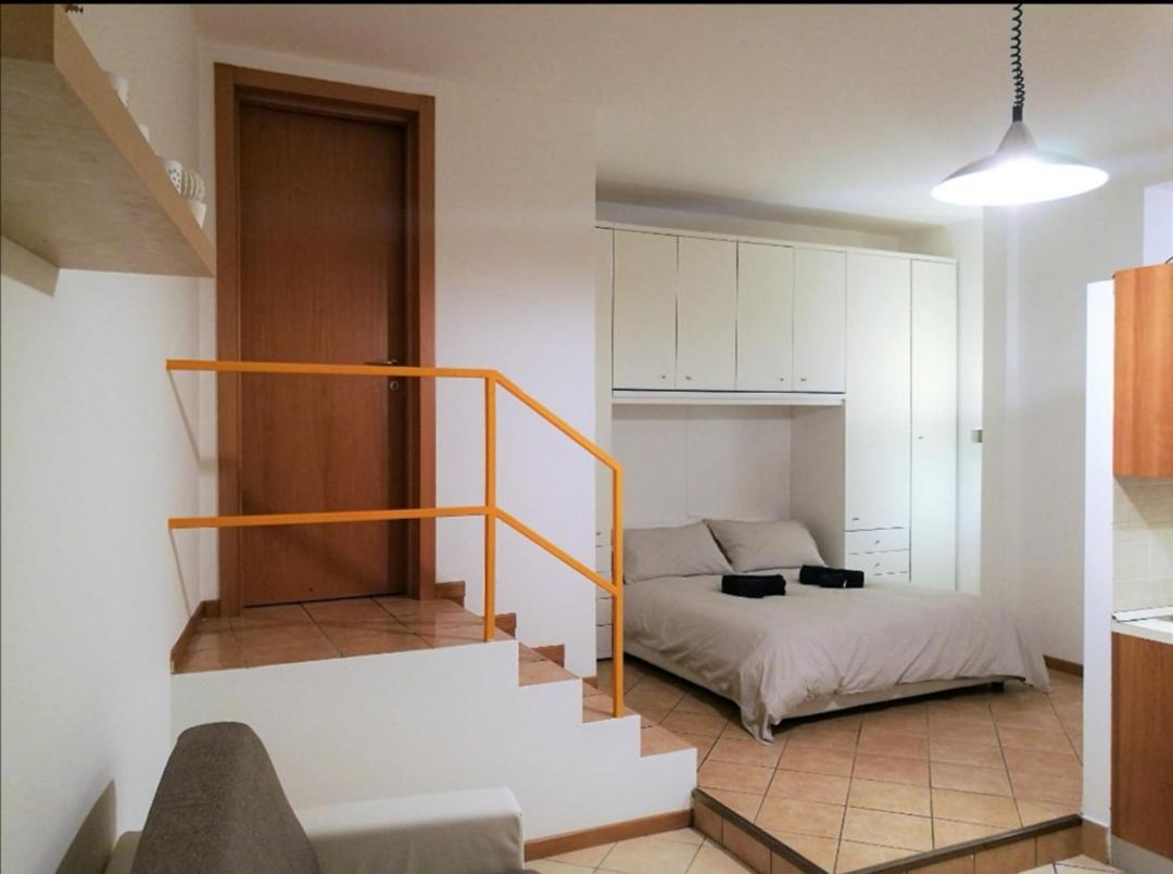 Farolfi Apartments Carracci Bologna Kültér fotó