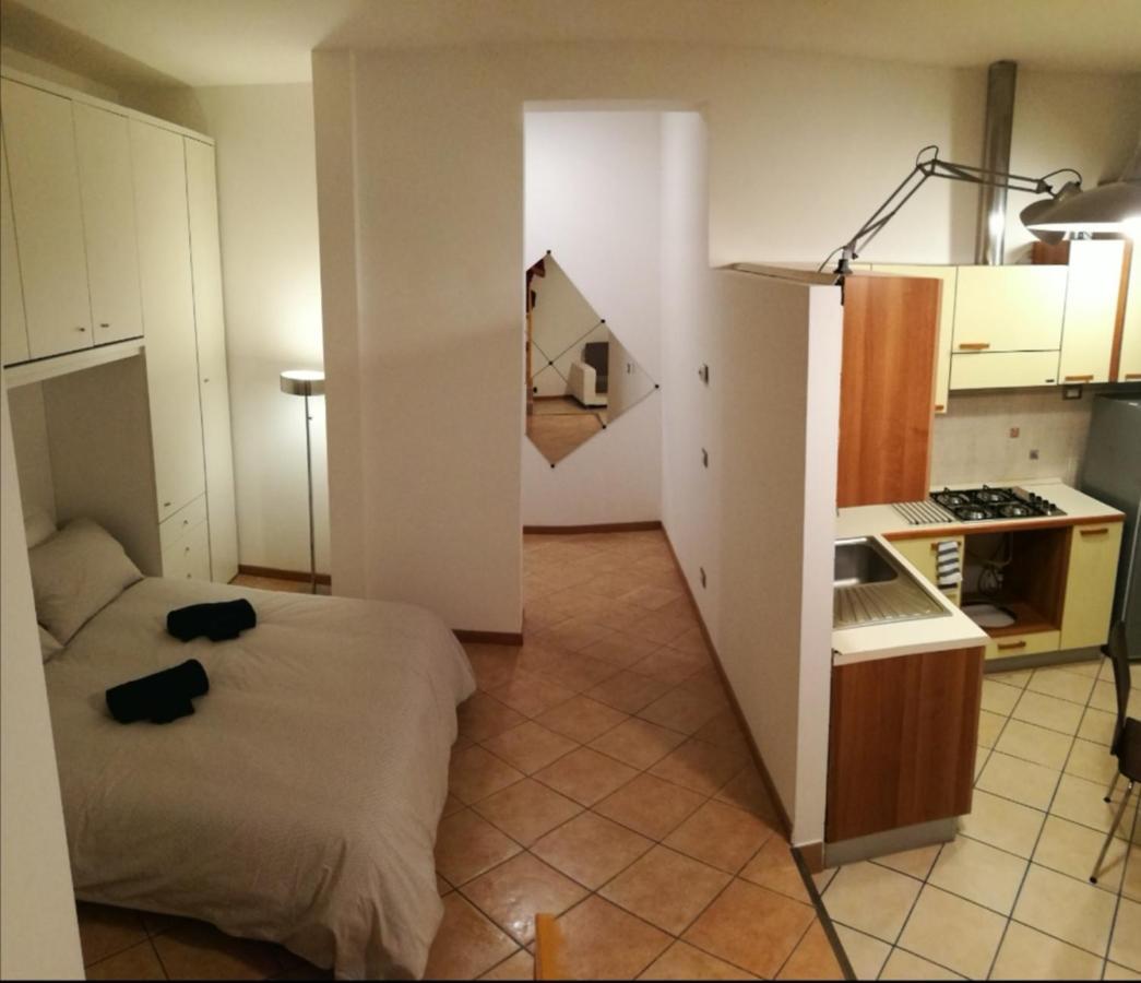 Farolfi Apartments Carracci Bologna Kültér fotó