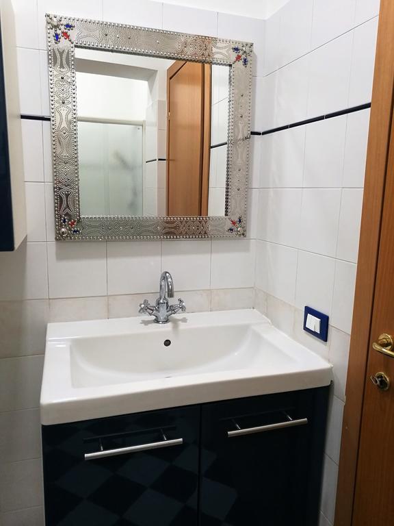 Farolfi Apartments Carracci Bologna Kültér fotó